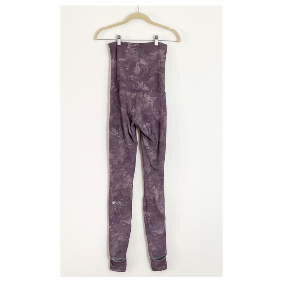 Lululemon Hug Your Core Super High Rise Tight 28” Reversible Leggings Size 6 - Picture 9 of 10